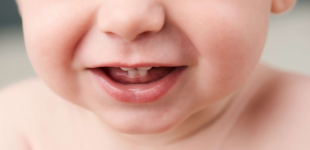 Estudo da saliva pode ajudar a prevenir a crie em bebs e crianas